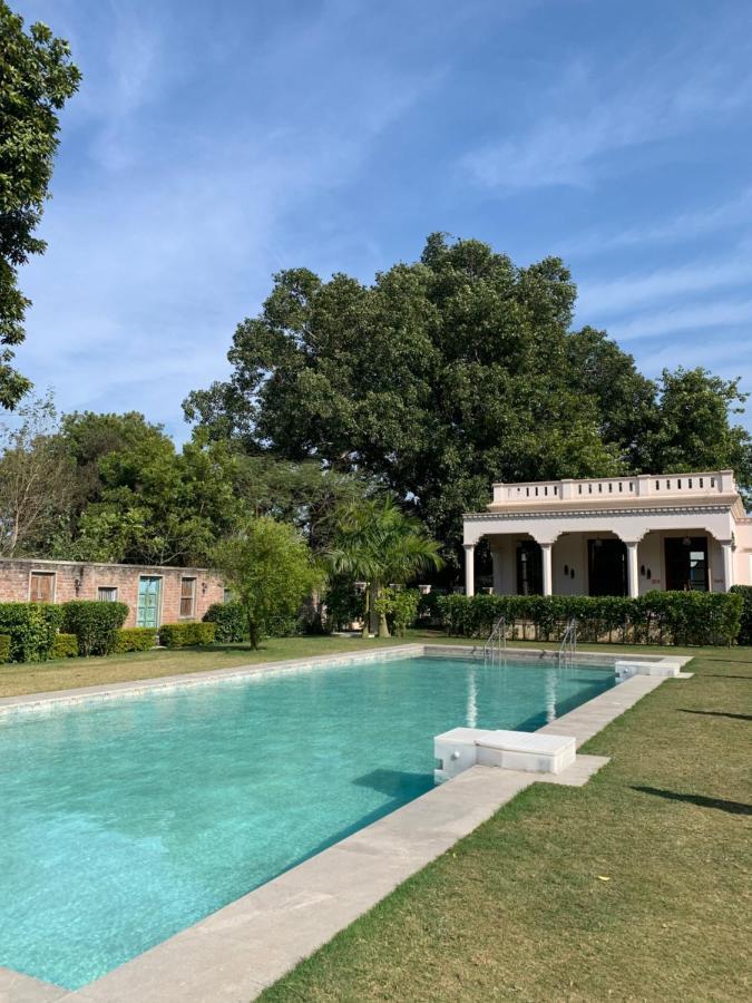 Tree Of Life Resort & Spa Varanasi Exterior foto