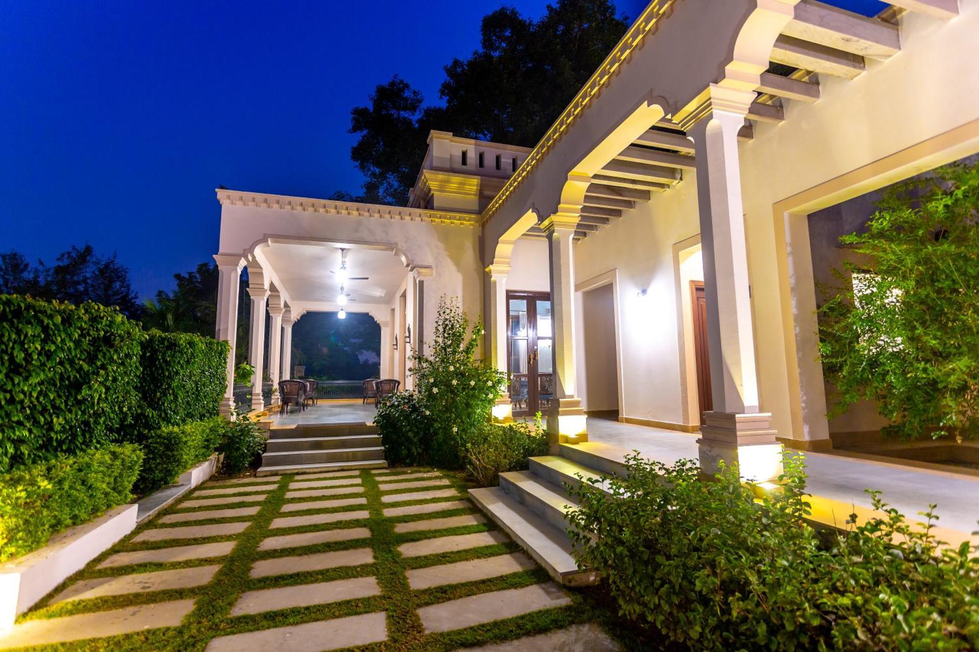 Tree Of Life Resort & Spa Varanasi Exterior foto